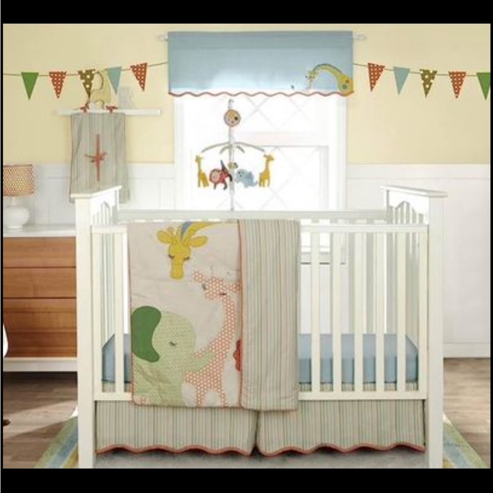 Infant/ Baby Nursery set! BananaFish MiGi Little Circus 6 Piece Crib Set​
